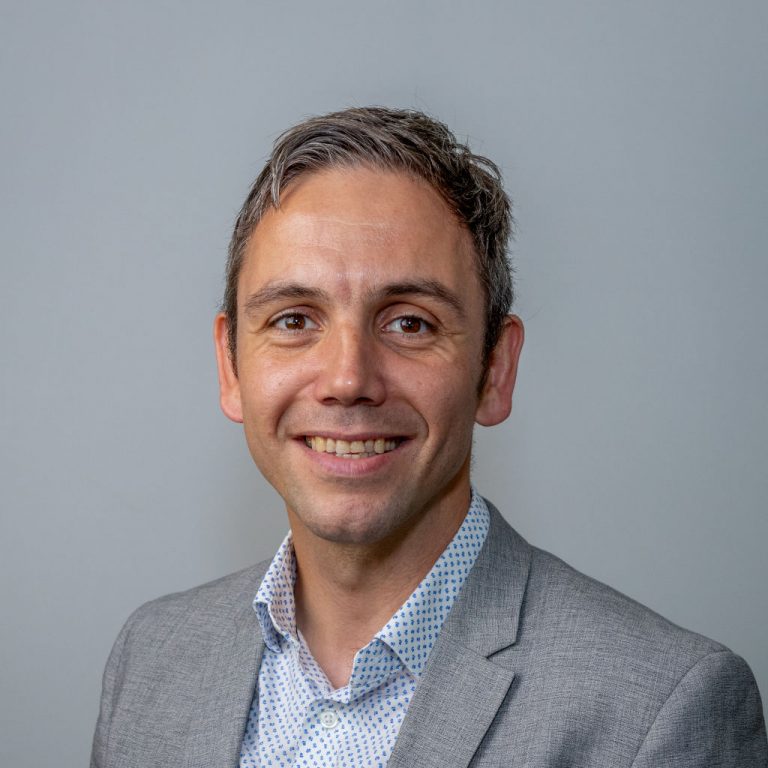 Dr. Mihai Duduta